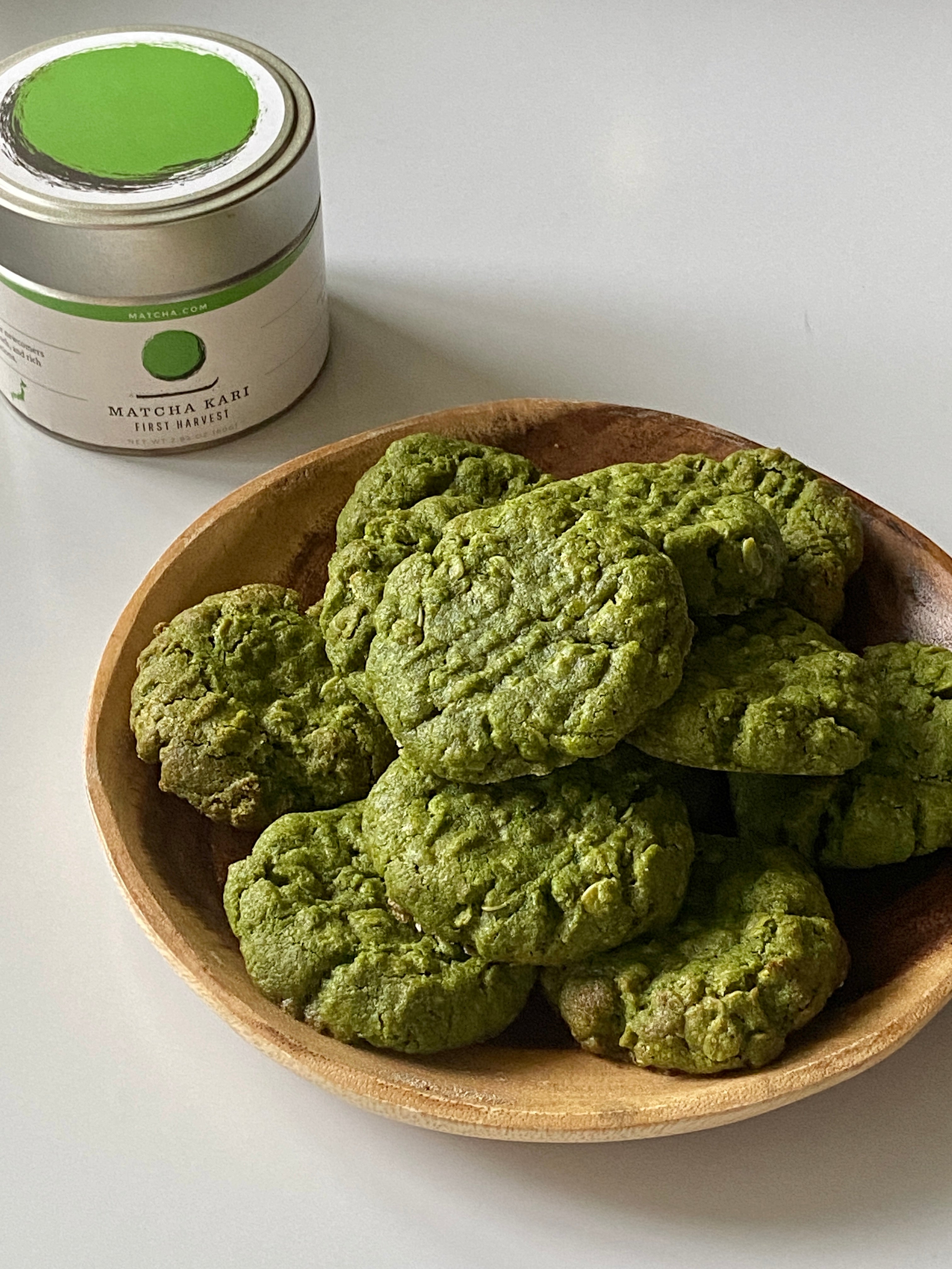 5Ingredient Moist Peanut Butter Matcha Oatmeal Cookies