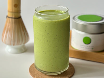 The Ultimate Pregnancy Smoothie (with matcha) to Prevent Morning Sickness