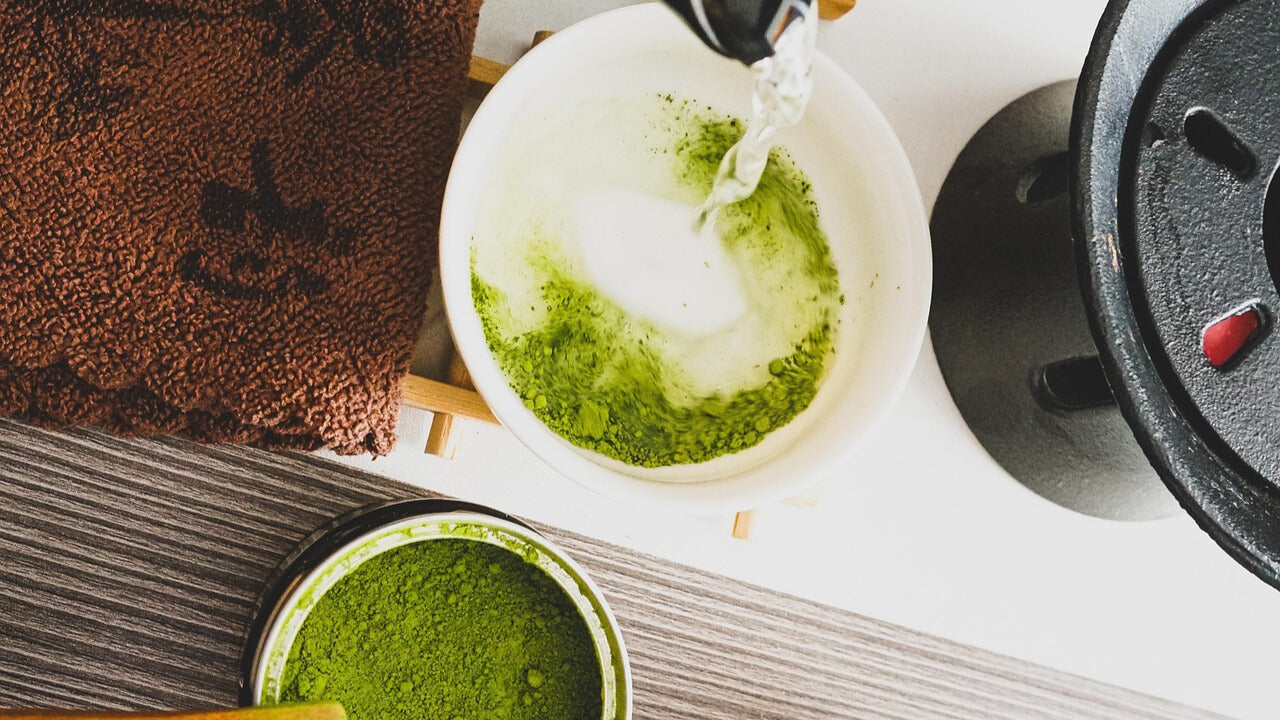 What are the pros and cons of matcha?