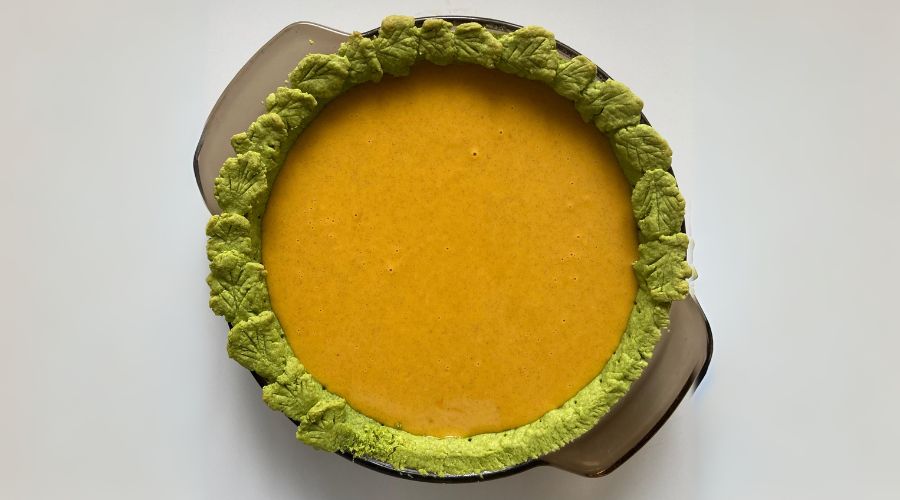 pumpkin pie with matcha pie crust recipe for holidays